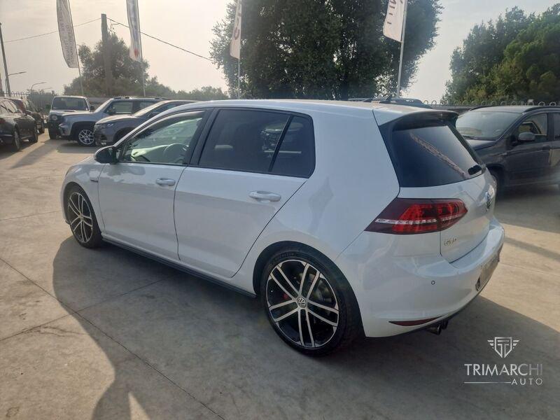 Volkswagen Golf GT 2.0 TDI GTD DSG BlueMotion Technology