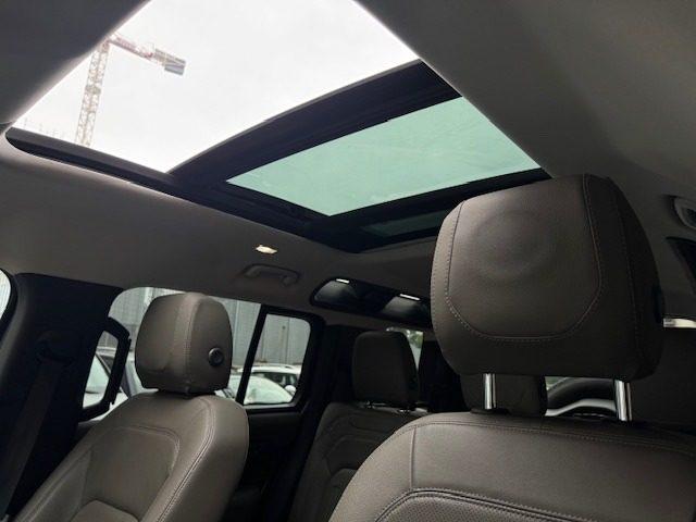 LAND ROVER Defender 110 3.0D I6 250 CV SE 7POSTI SOSPENSIONI TETTO 360