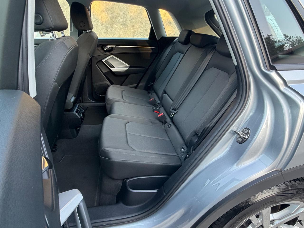 Audi Q3 35 2.0TDI 150cv S tronic Business 2023