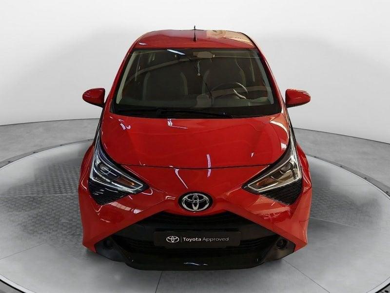 Toyota Aygo Connect 1.0 VVT-i 72 CV 5 porte x-play