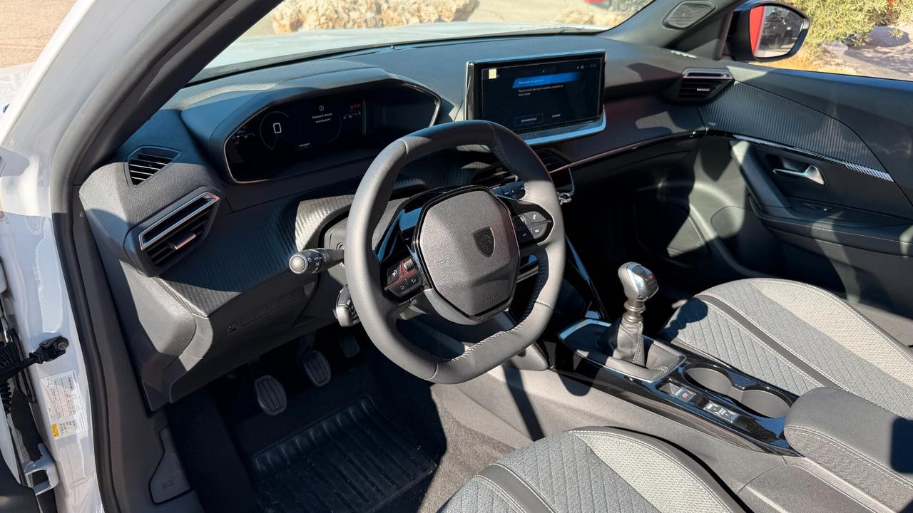 Peugeot 2008 PureTech 100 S&S Allure