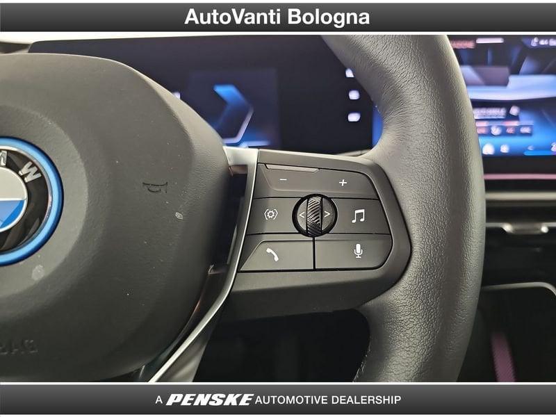 BMW iX1 eDrive 20 X-Line