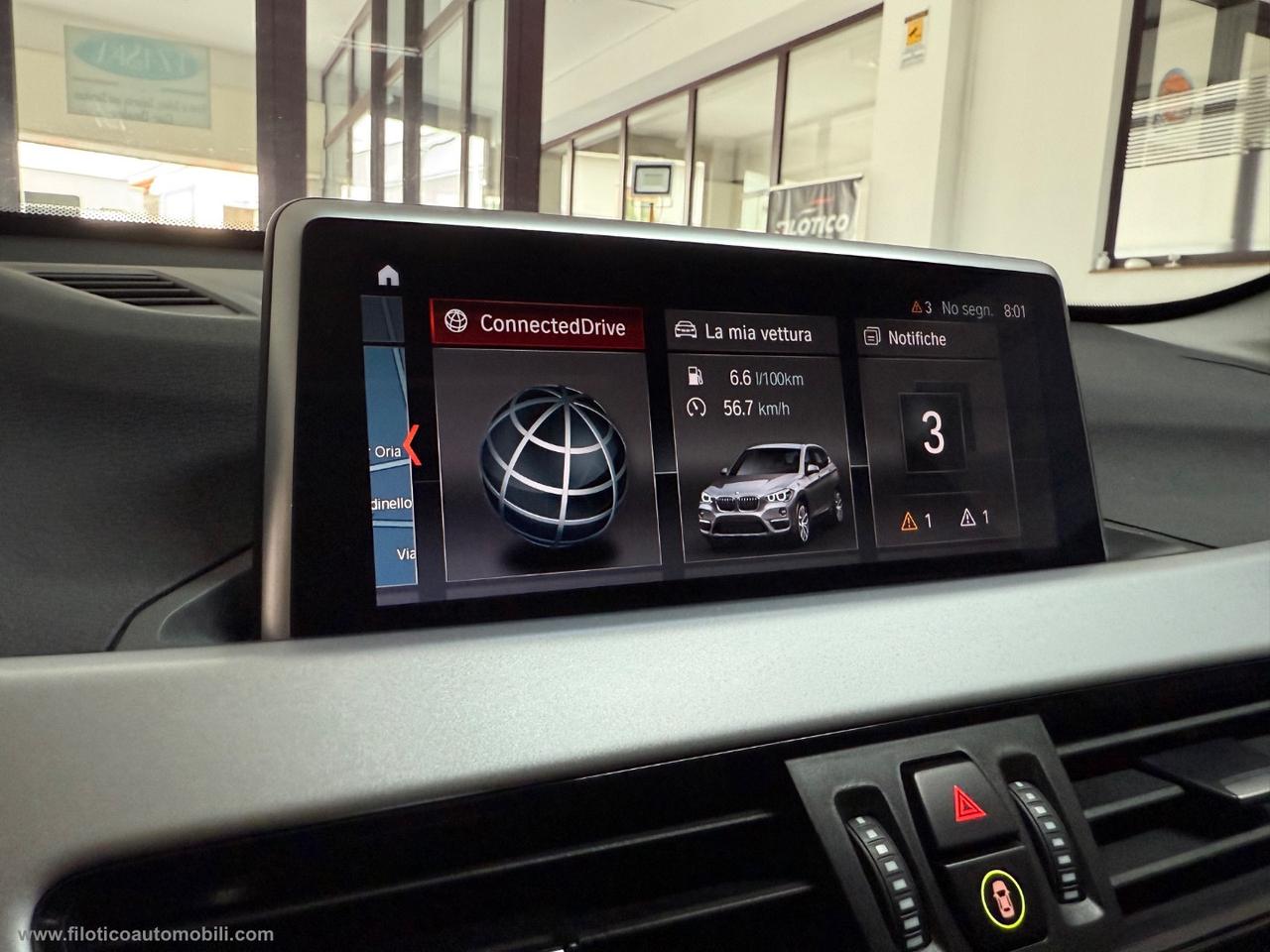BMW X1 xDrive20d Business Advantage TETTO PANORAMICO - LED