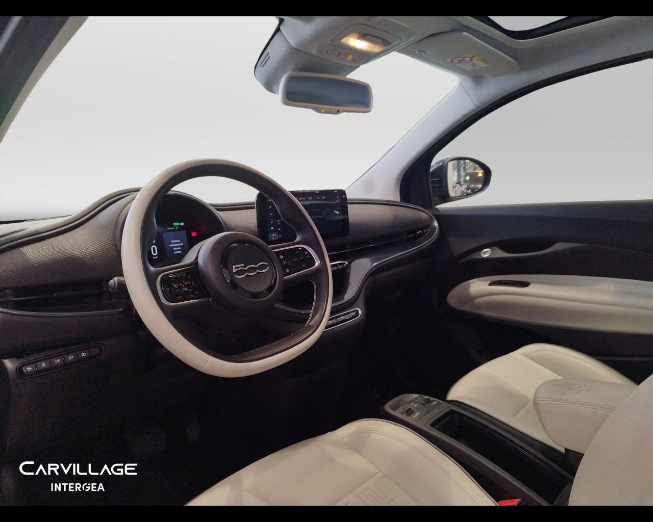 FIAT 500e 42 kWh La Prima