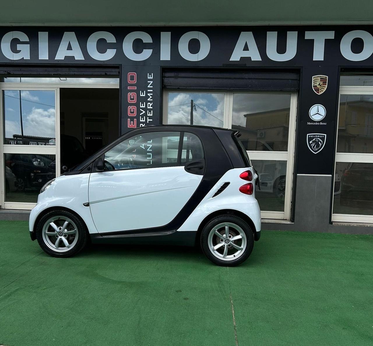 Smart ForTwo 1000 52 kW coupé pure