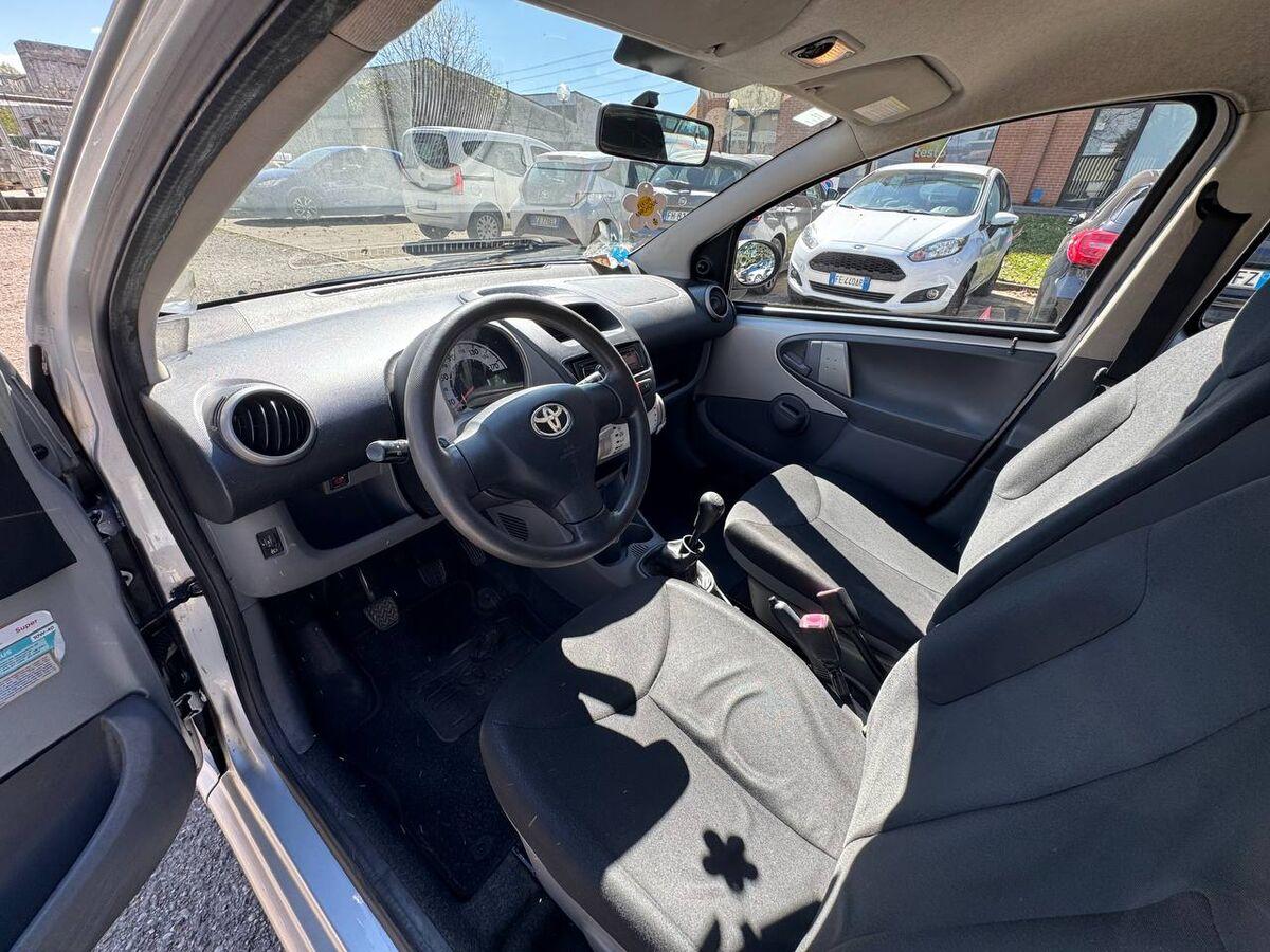 Toyota Aygo 1.0 Sol 5p FL