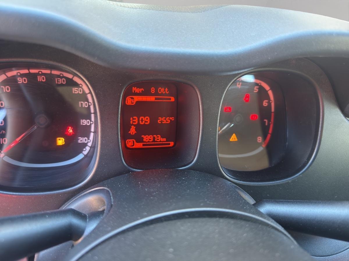 FIAT - Panda 1.0 hybrid s&s 70cv 5p.ti