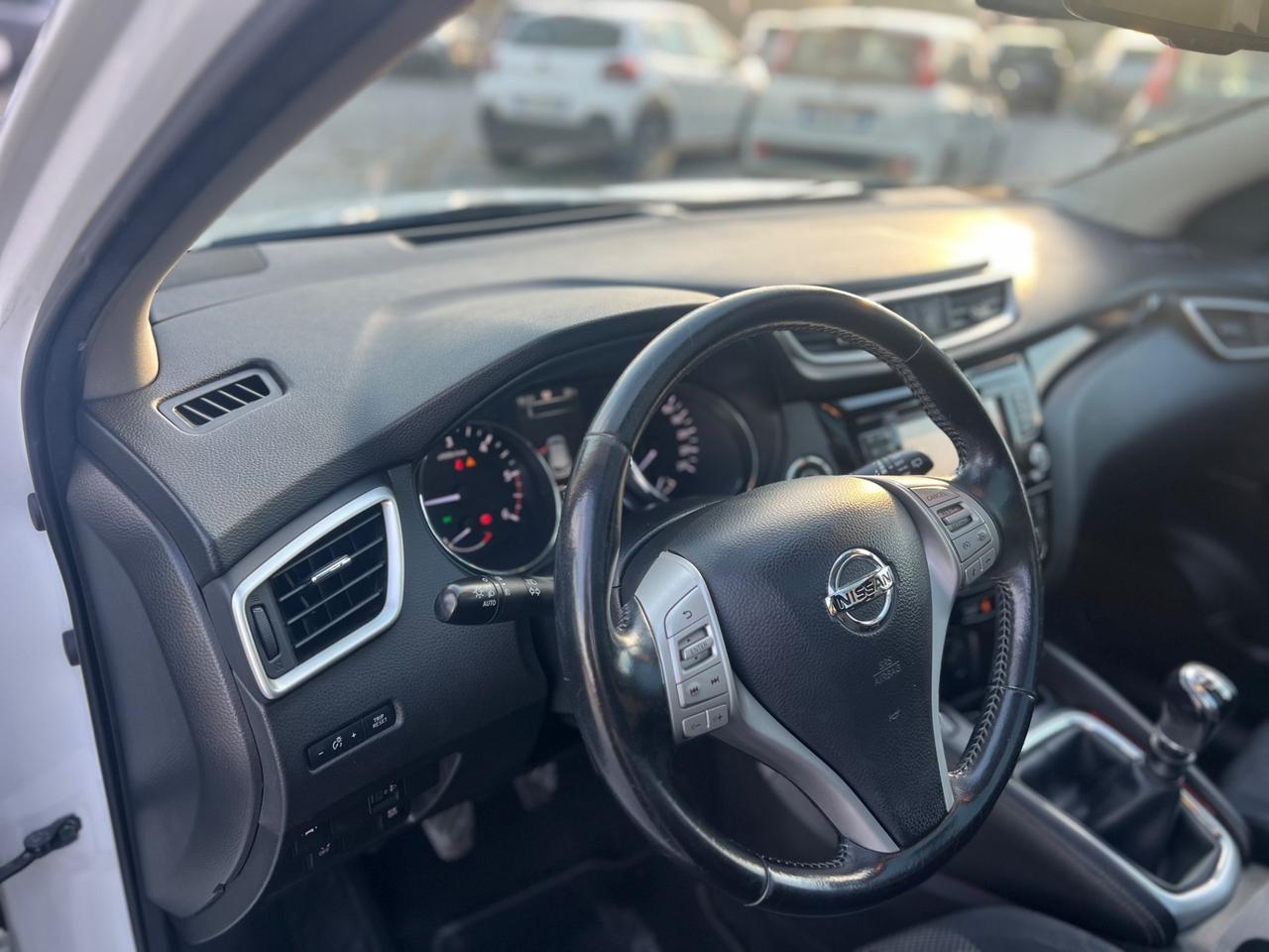 Nissan Qashqai 1.5 dCi N-Connecta