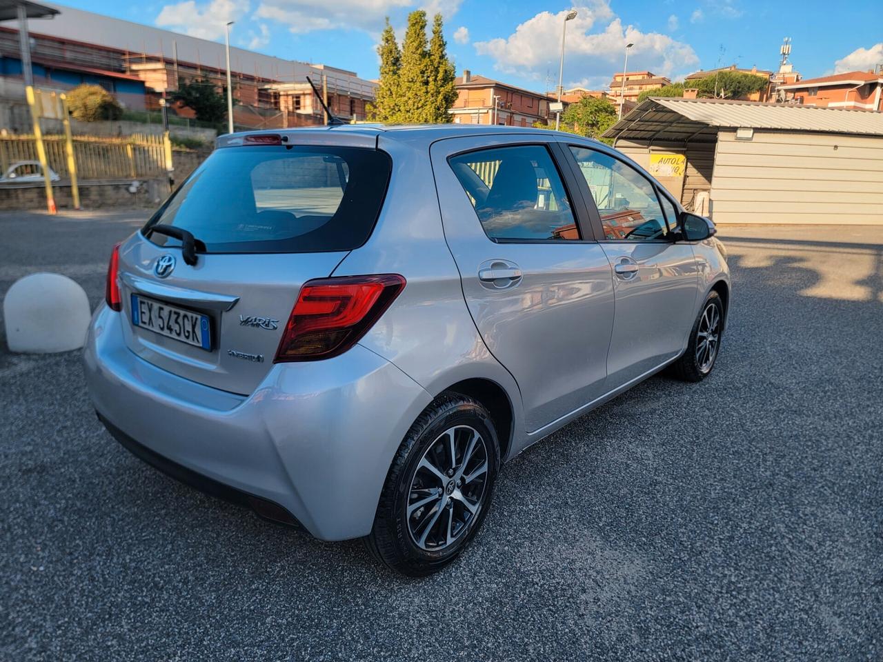 Toyota Yaris 1.5 Hybrid 5 porte GARANZIA NAVY