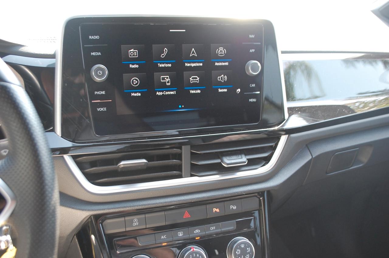 Volkswagen T-Roc 2.0 tdi 116CV R-Line Uff Italy USB Lega Led App