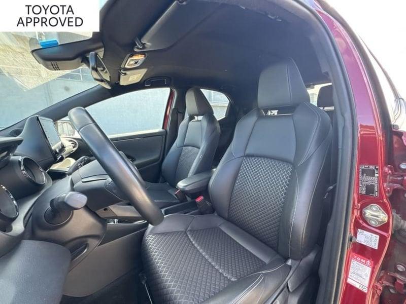 Toyota Yaris 1.5 HYBRID STYLE