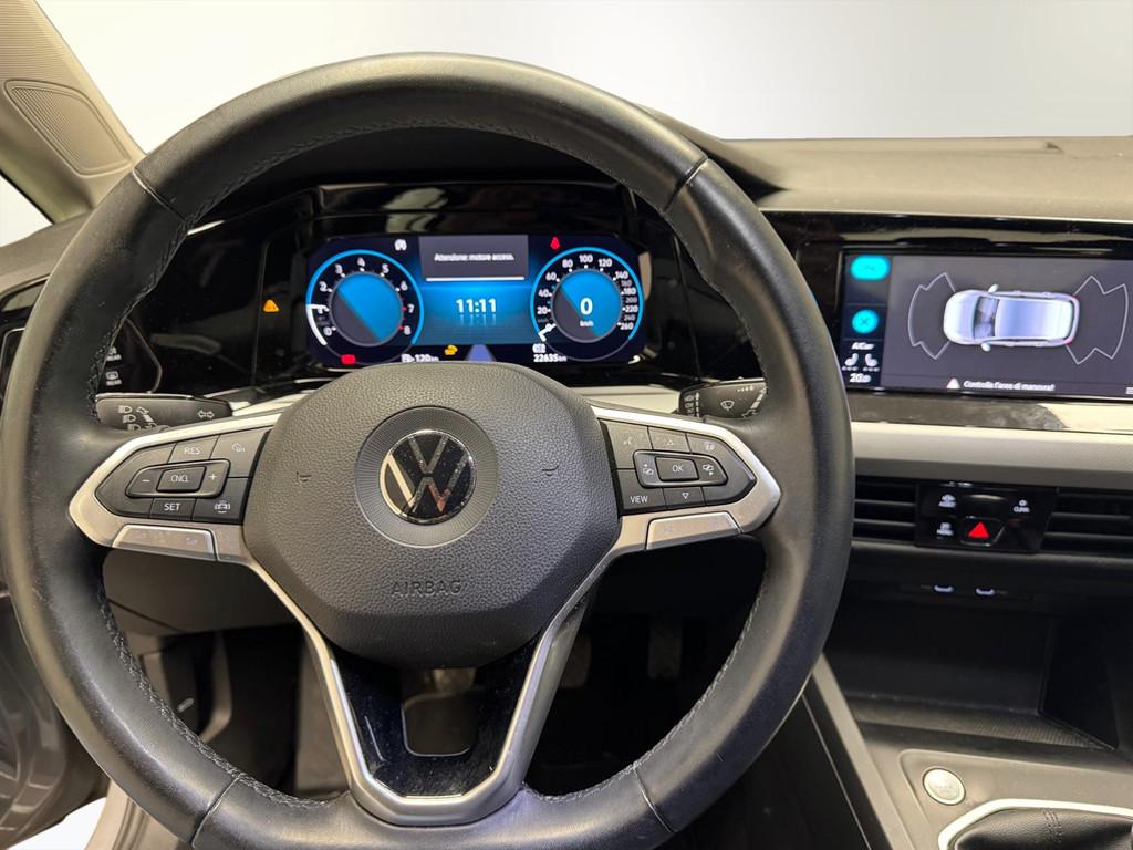 VOLKSWAGEN Golf VII 2017 5p - Golf 5p 1.0 tsi Trendline 85cv