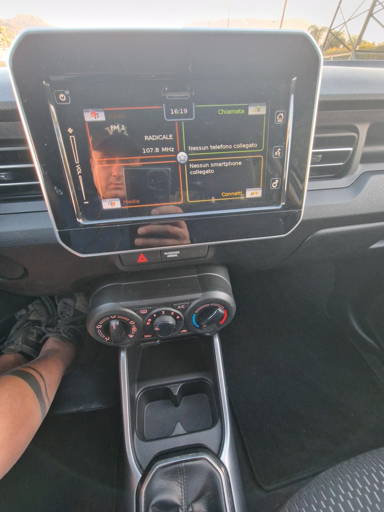 Suzuki Ignis 1.2 Hybrid Top