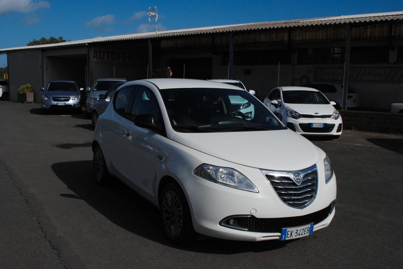 LANCIA YPSILON 1.3 MJT 95 CV OK NEOPATENTATI