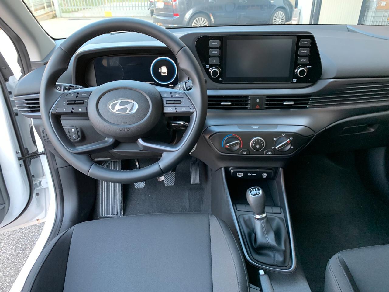 Hyundai i20 1.2 MPI MT ConnectLine