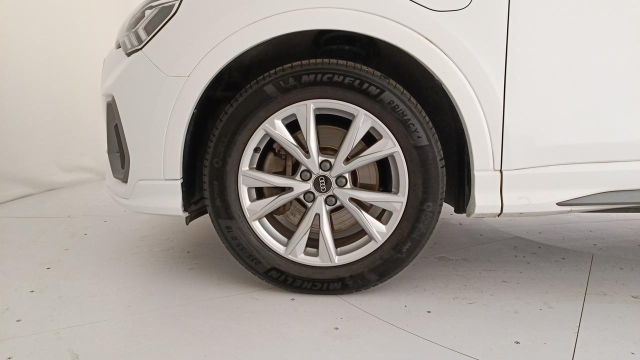 AUDI Q3 II 2018 - Q3 II 2018 - Q3 45 1.4 tfsi e S Line Edition s-tronic