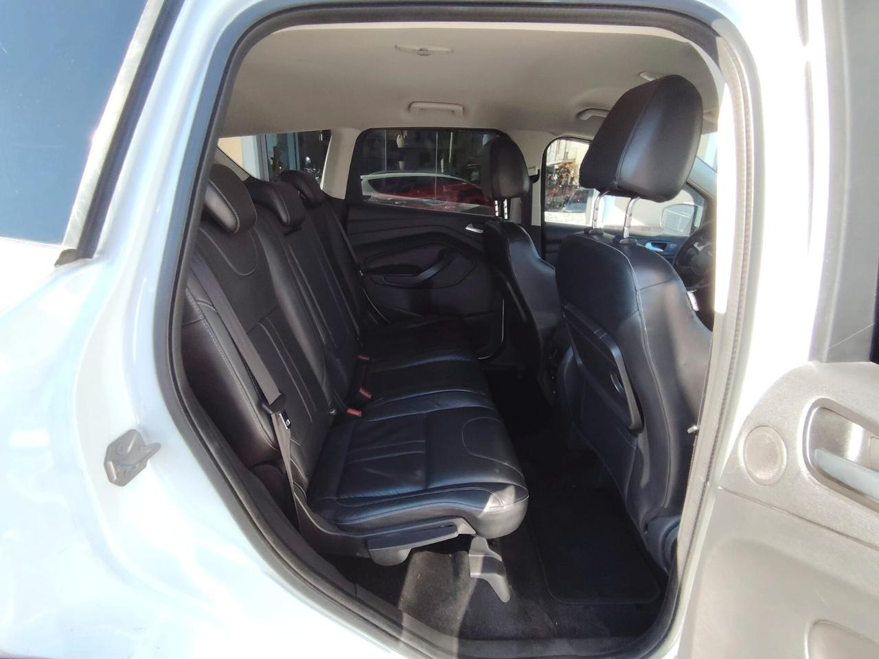 Ford Kuga 2.0 TDCI 140 CV 4WD Titanium