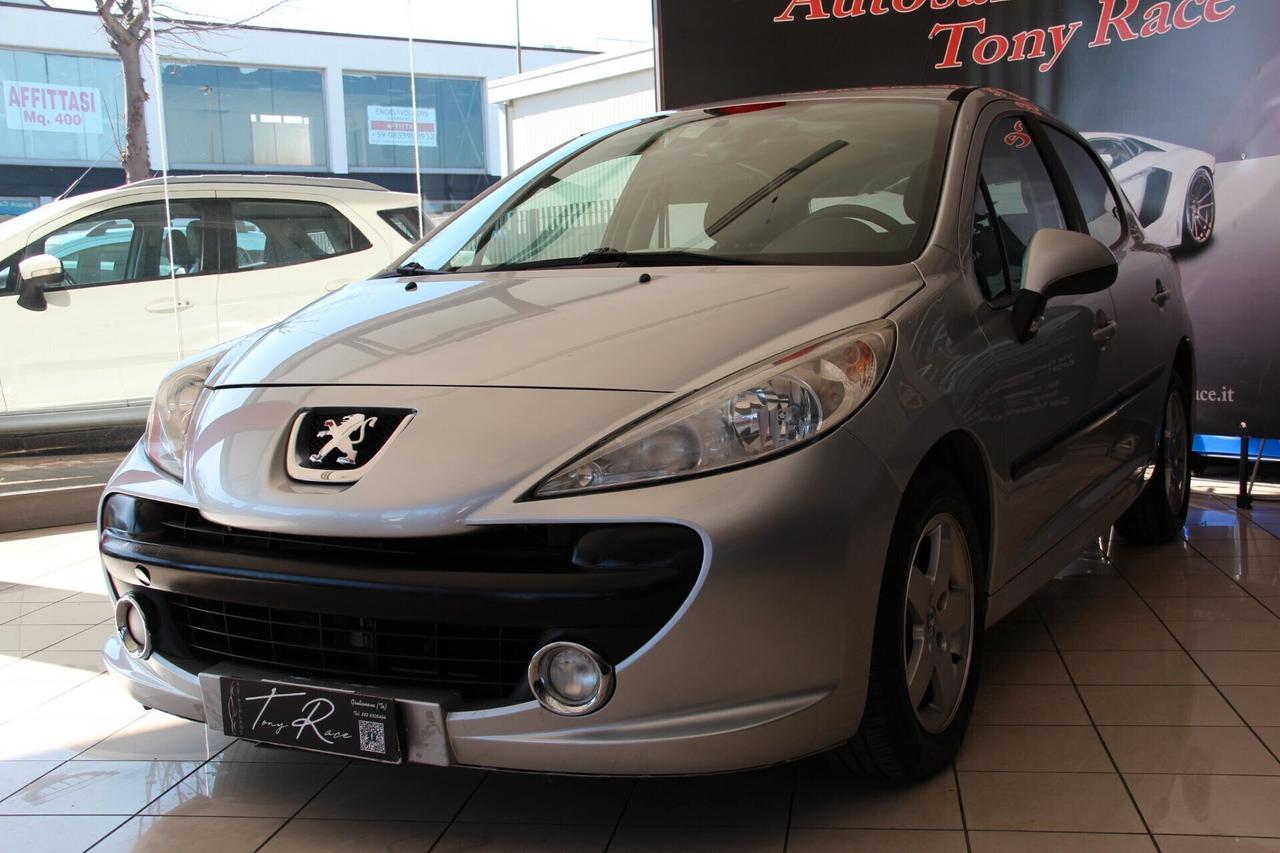 Peugeot 207 1.4 8V 75CV 5p. Energie Sport ECO GPL