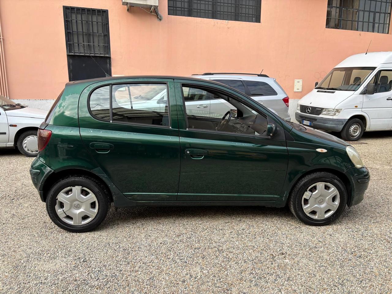 Toyota Yaris 1.4 tdi D-4D cat 5 porte Sol