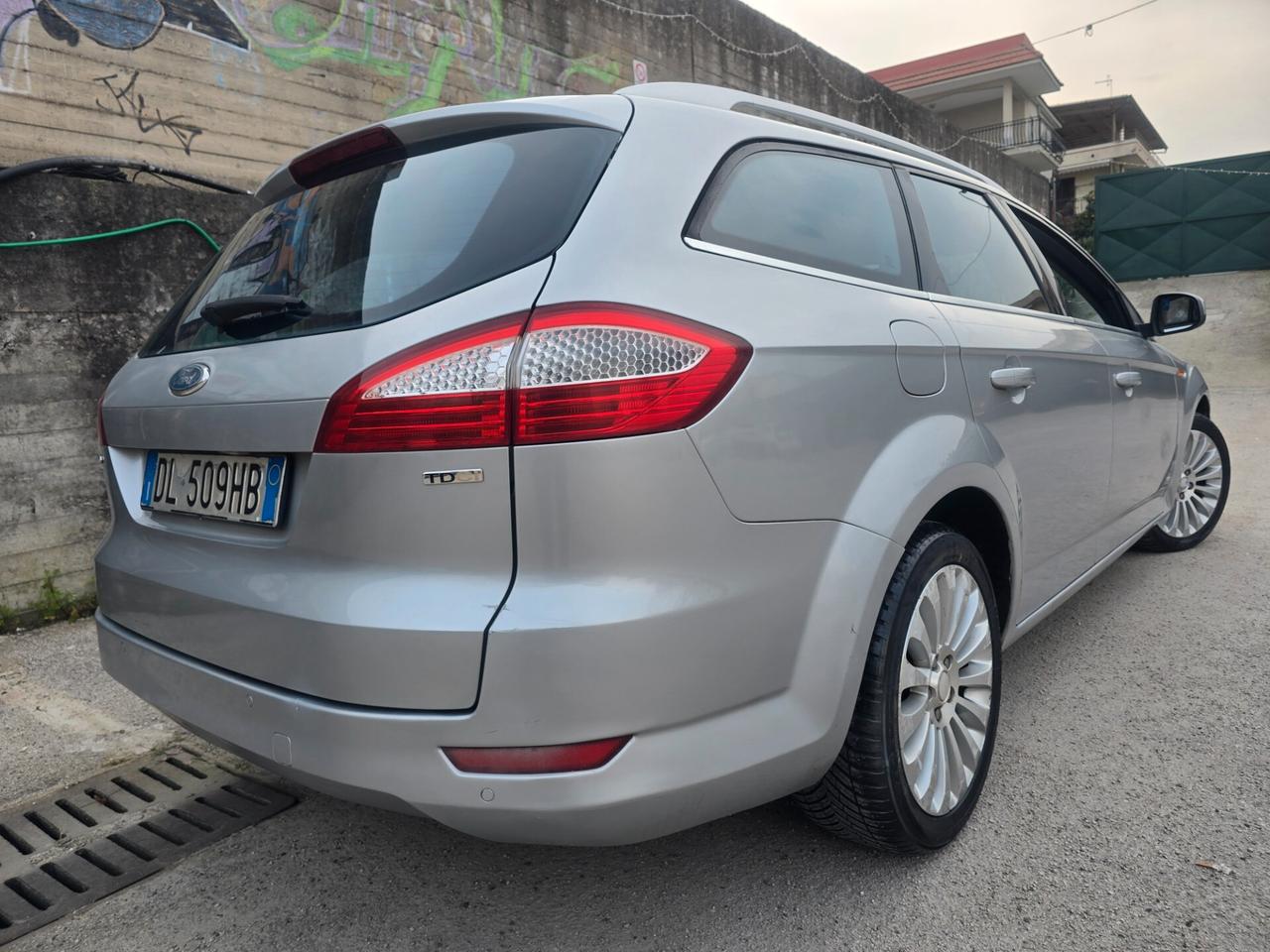 Ford mondeo 2.0tdci 140cv full opt restyling 2007