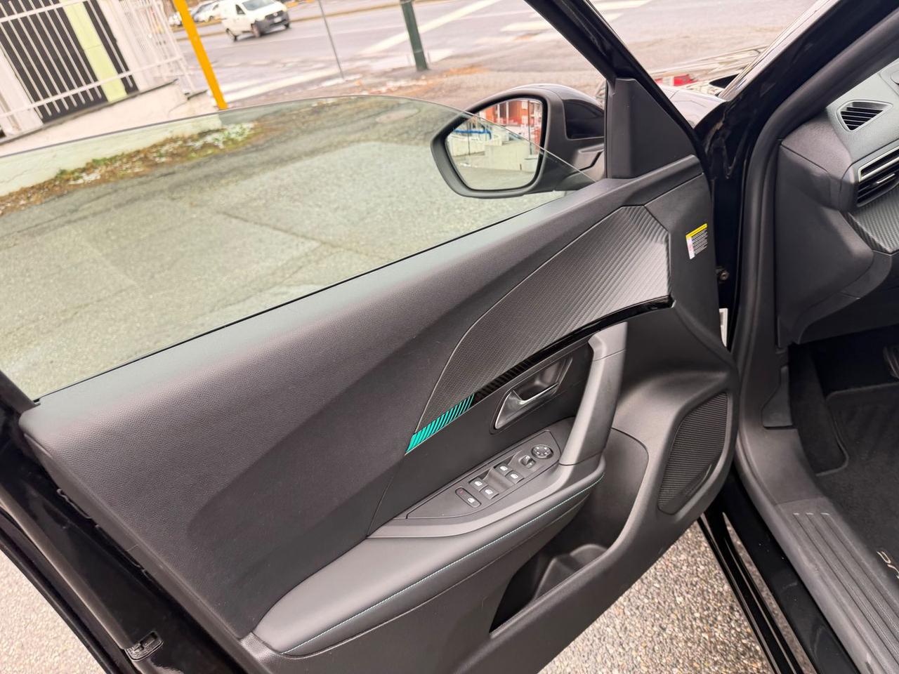 Peugeot 2008 1.5 Blue HDI 130 Allure Pack * #9123