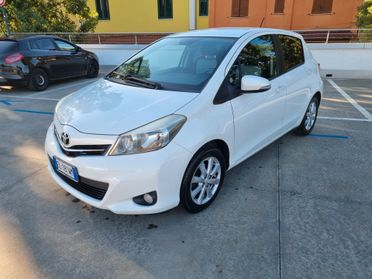 Toyota Yaris 1.0 5 porte Lounge