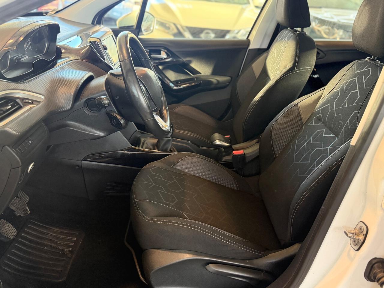 Peugeot 2008 GPL 82CV EURO 6 Neopatentati 2020