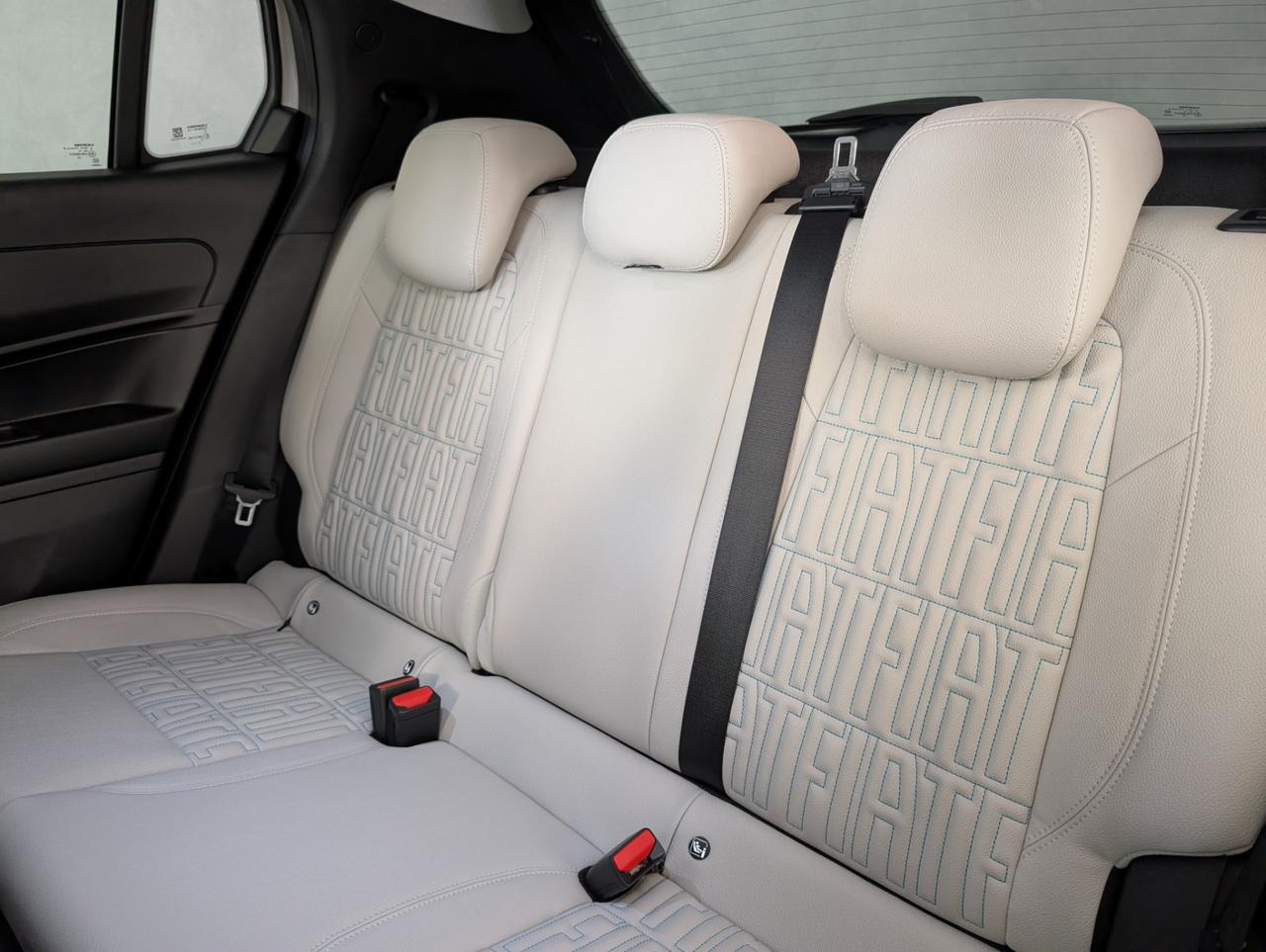 Fiat 600 1.2 Hybrid 100cv Automatic La Prima