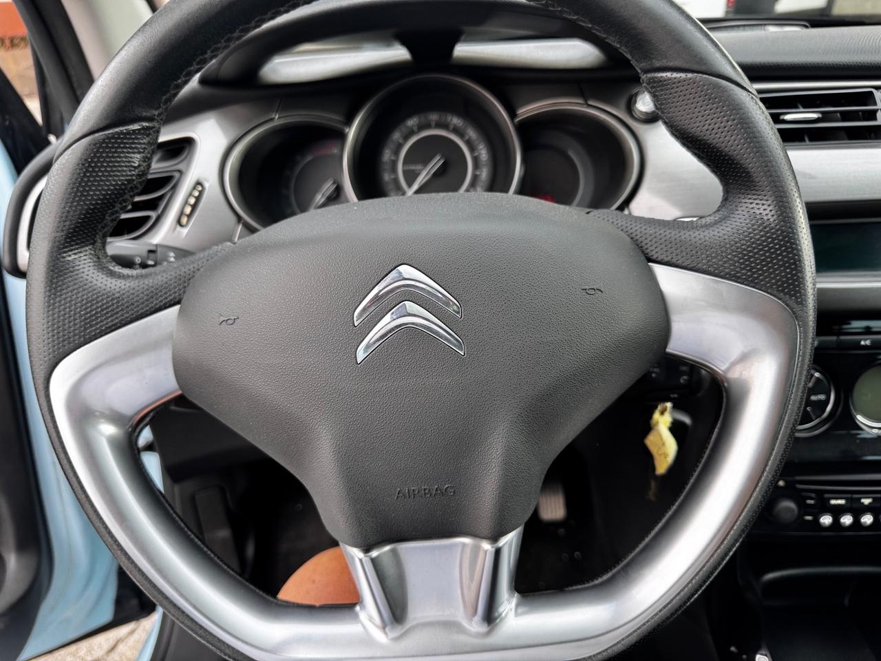 Citroen C3 1.4 HDi 70 neopatentati con gancio traino