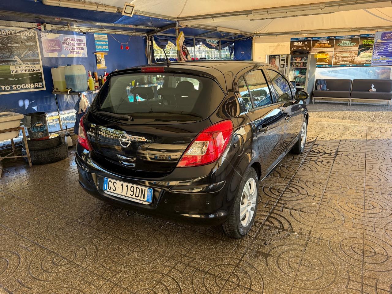 Opel Corsa 1.2 5 porte Elective