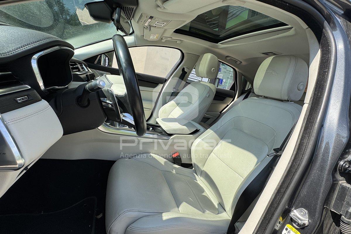 JAGUAR XF 2.0 D 204 CV AWD aut. SE