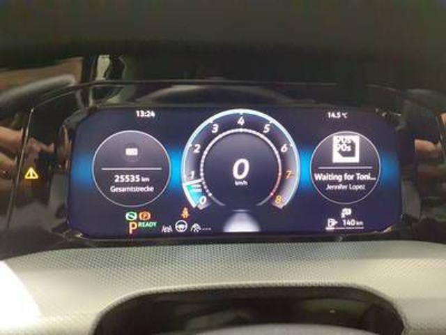 VOLKSWAGEN Golf 1.5 eTSI 150 CV DSG Life Goal