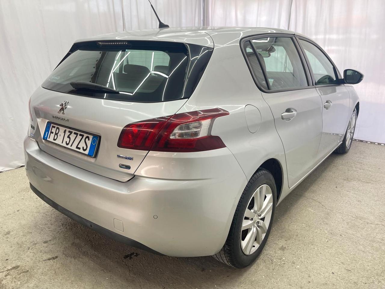 Peugeot 308 BlueHDi 120 S&S EAT6 Business