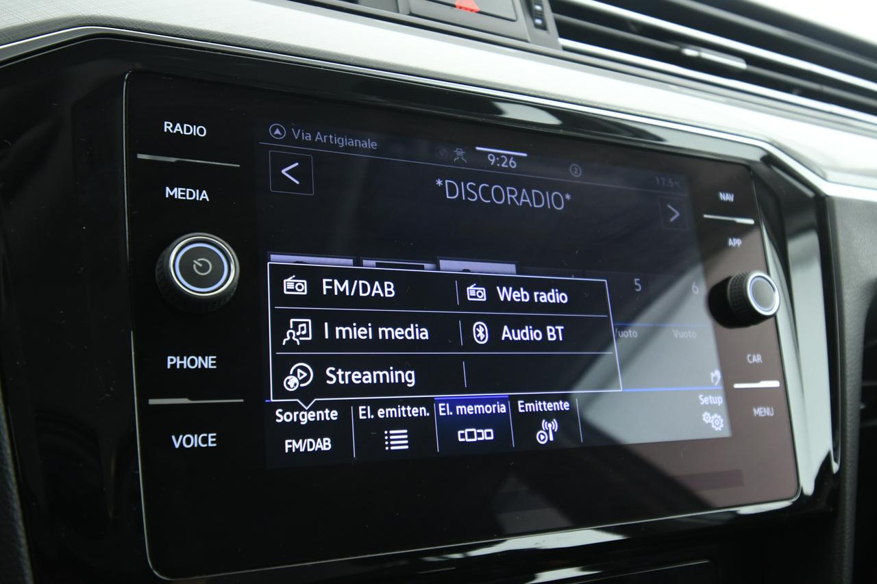 VOLKSWAGEN Passat Variant 2.0 tdi Business 150cv dsg ACC+APP CONNECT