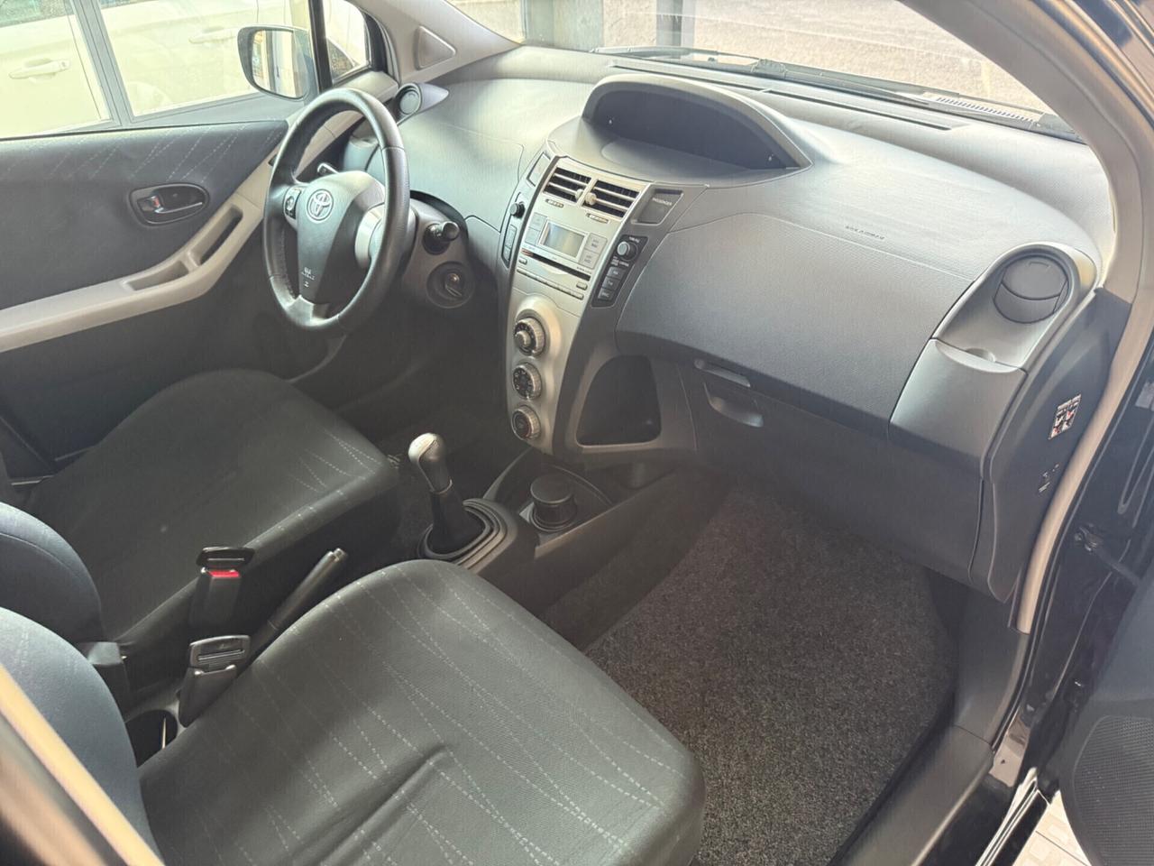 Toyota Yaris 1.4 D-4D 5 porte Sol