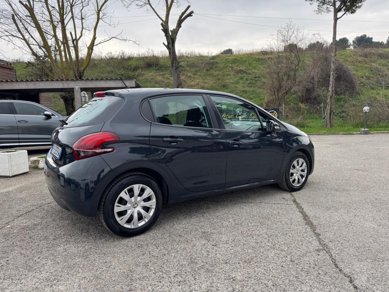 Peugeot 208 PureTech 82 GPL Allure NEOPATENTATI