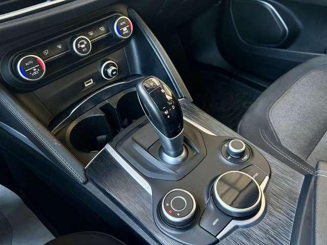 Alfa Romeo Stelvio 2.2 Turbo Diesel 190CV AT8 Q4 Sport-Tech