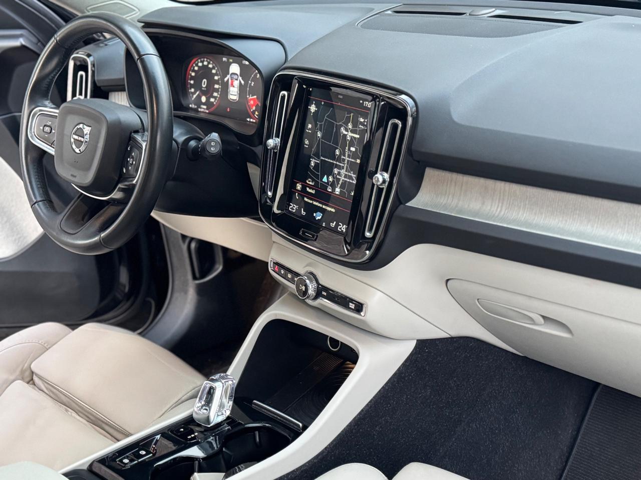 Volvo XC40 T4 AWD Geartronic Inscription