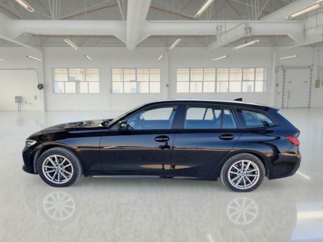 BMW 318 d 48V Touring Sport