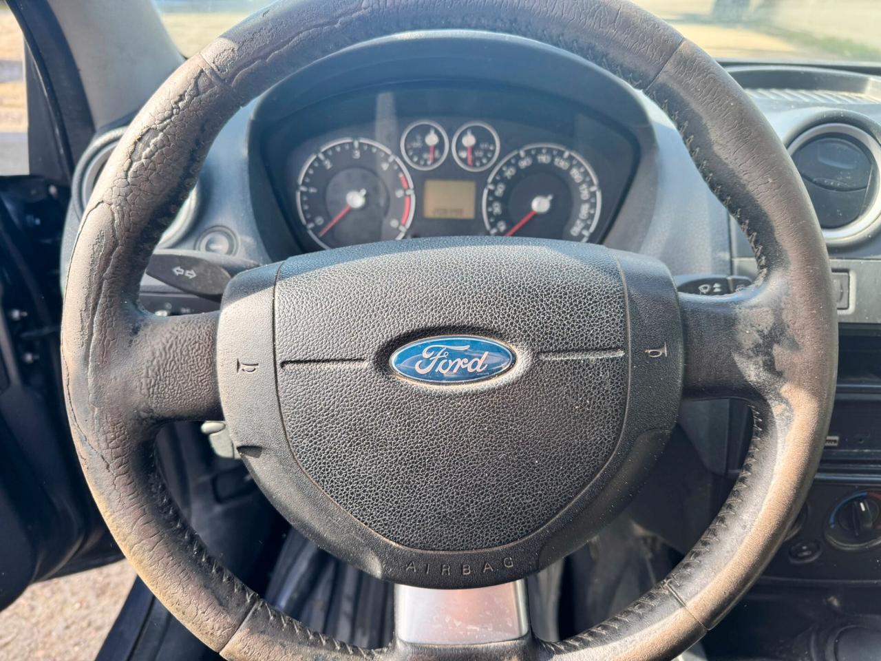 Ford Fiesta 1.4 TDCi 5p. Titanium