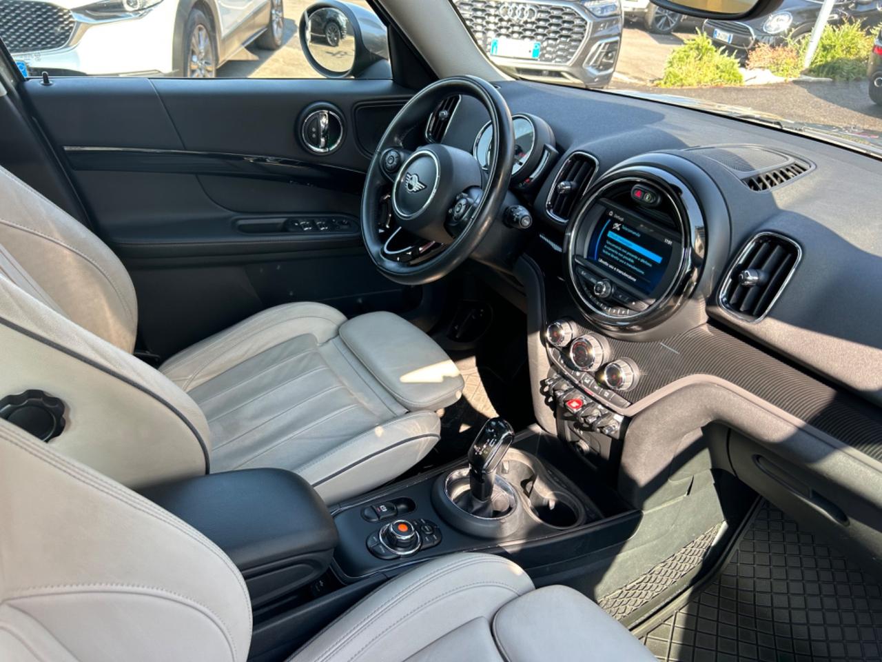 Mini Cooper SD Countryman Mini 2.0 Cooper SD Business Countryman Automatica
