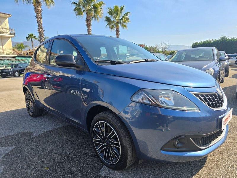 Lancia Ypsilon 1.0Hybrid 70CV GOLD PLUS