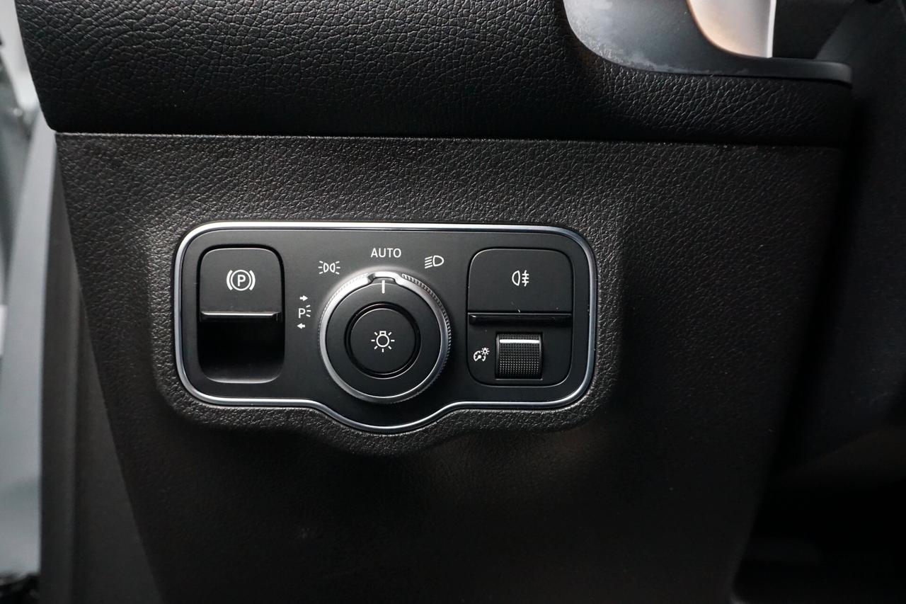 Mercedes-benz GLB 200 d Automatic Sport