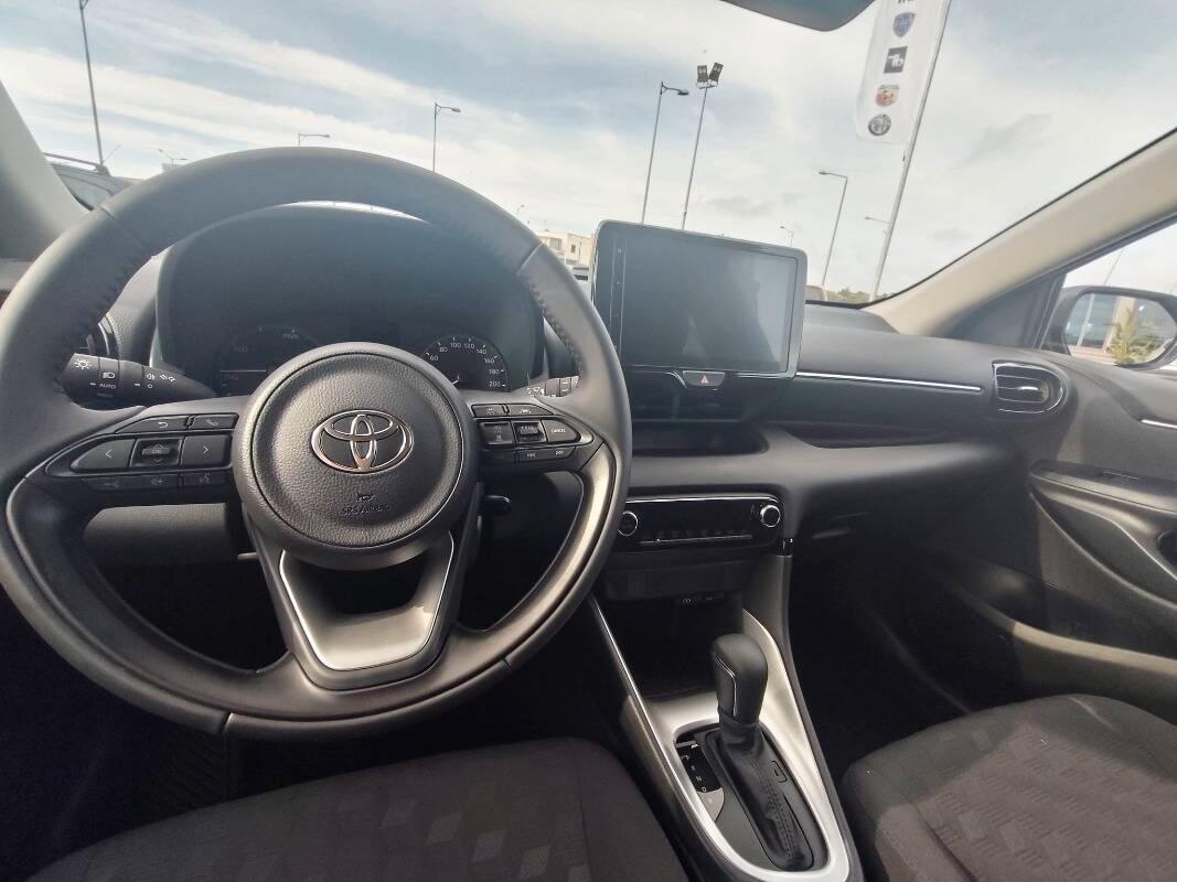 Toyota Yaris 1.5h Active
