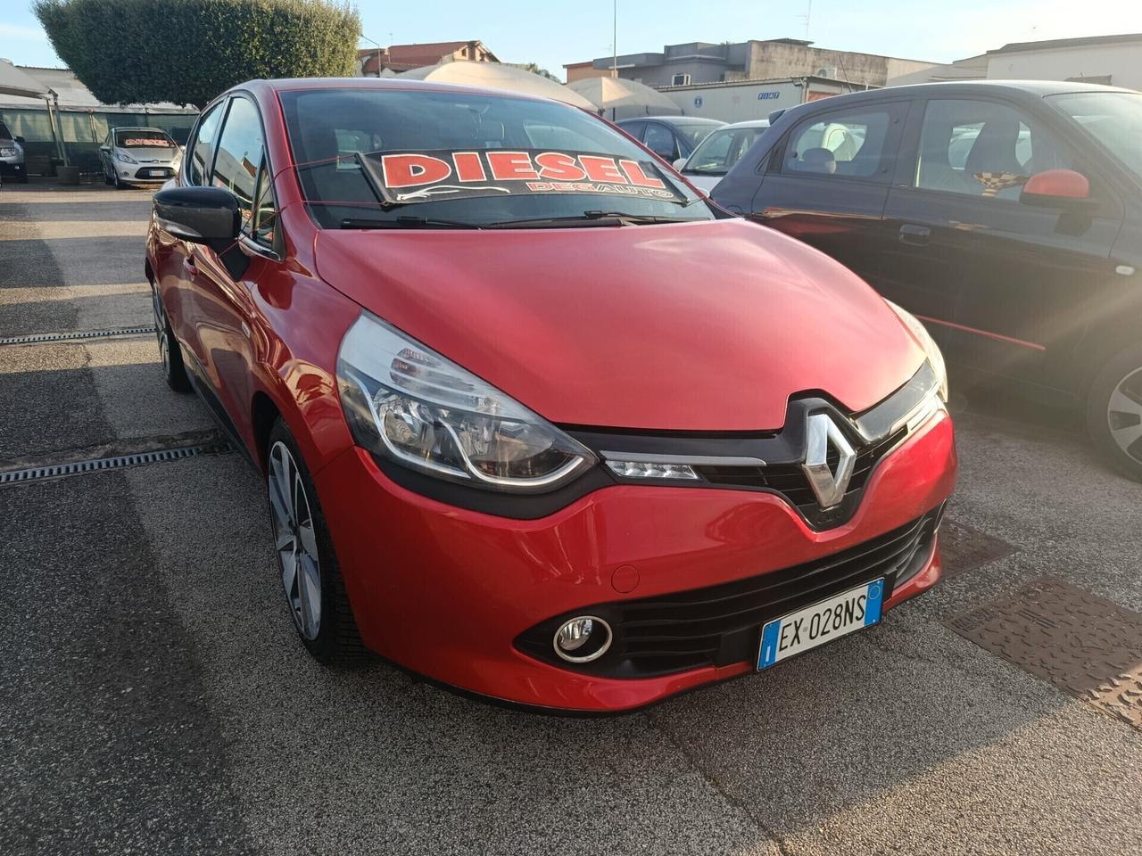 Renault Clio 1.5 dCi 90CV Costume National
