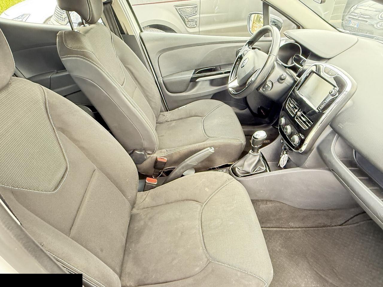 RENAULT CLIO 1.5DCI NAVI CAMERA-per neopatentati