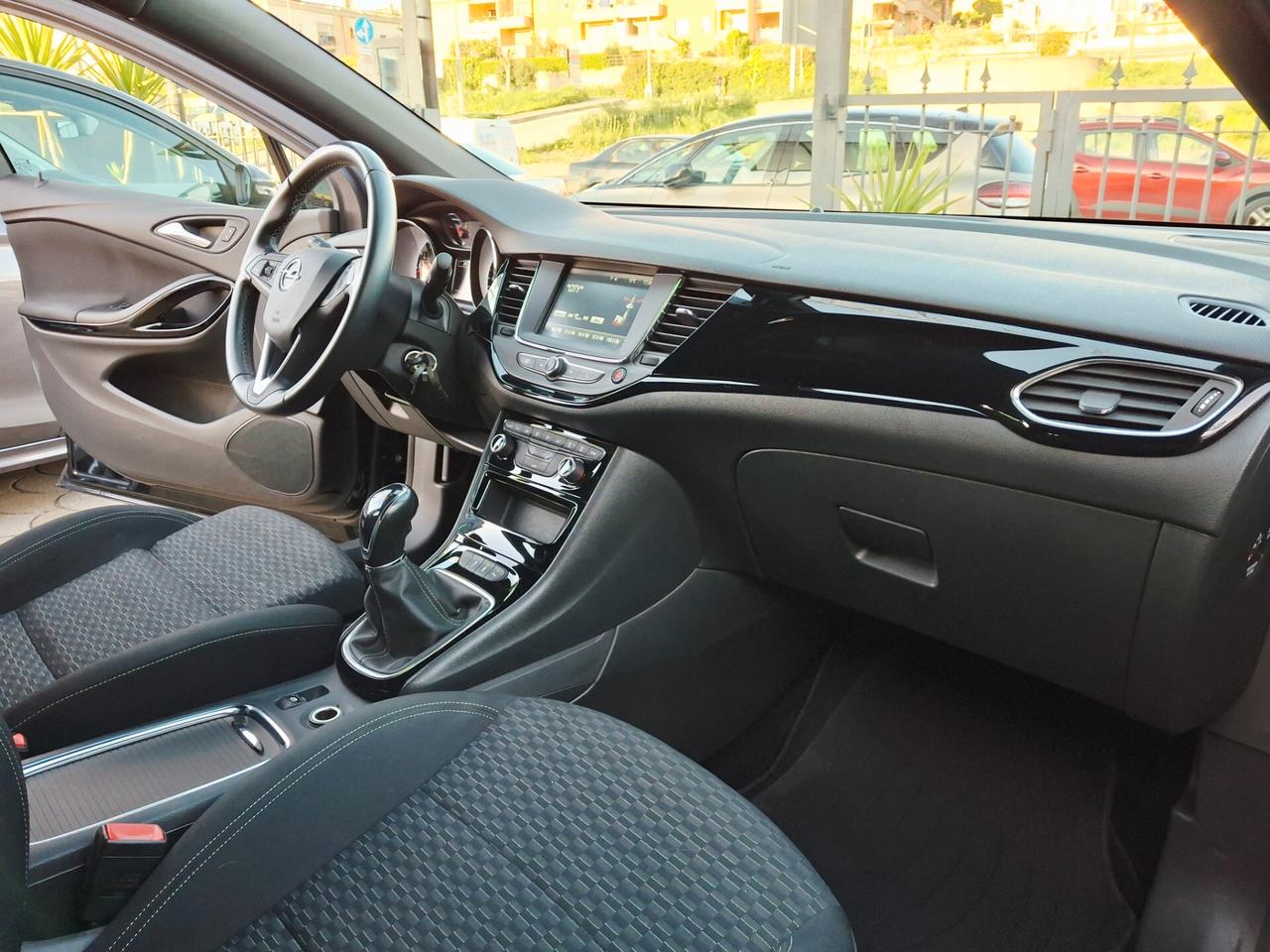 Opel Astra 1.4 Turbo 110CV EcoM 5 porte Innovation