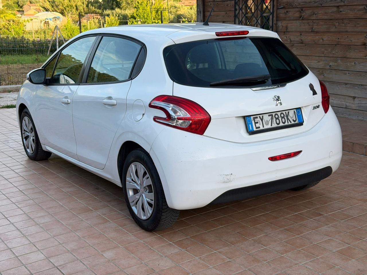 Peugeot 208 1.4 HDi 68 CV 5 porte Access