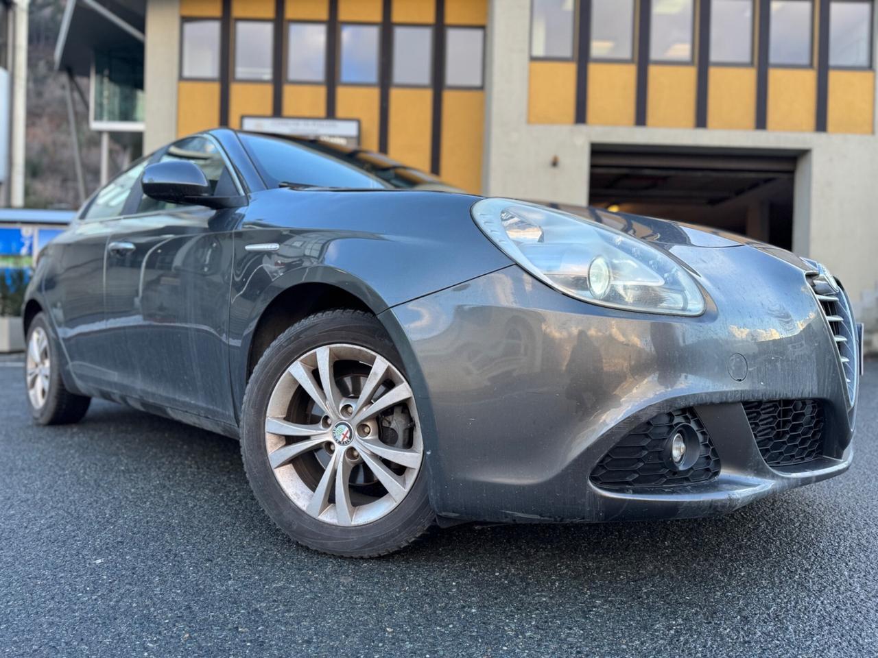 Alfa Romeo Giulietta 1.6 JTDm-2 105 CV Distinctive