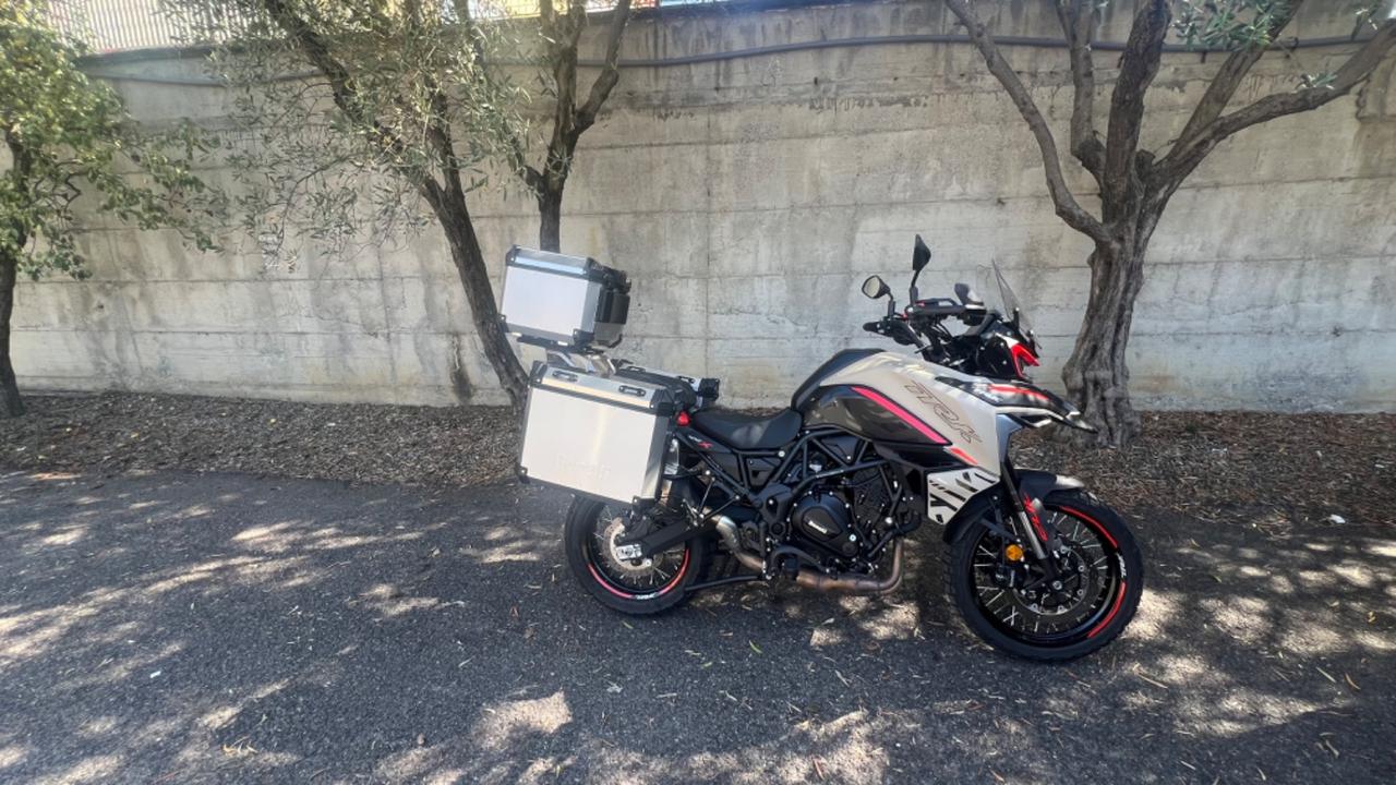 BENELLI TRK 702 X